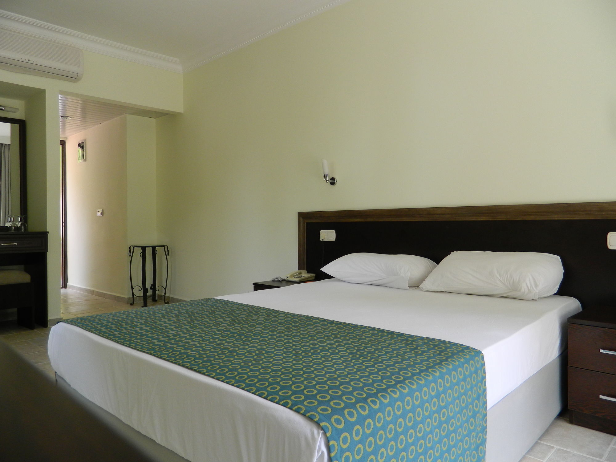 Flamingo & - Pet Friendly Hotel